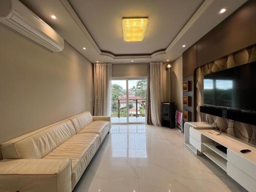 Casa de Pedra 303A - 2 suítes com piscina Gramado