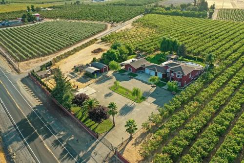 Surendra Lodi Farmhouse in Lodi, USA