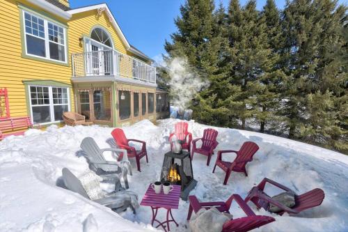 A szálláshely kívülről, Stunning Waterfront Chalet A Lot Of Natural Light in St Zenon (QC)