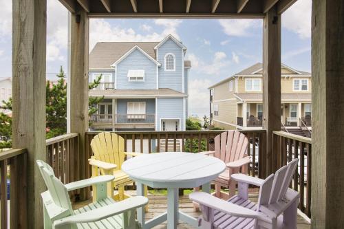 Slack Tide condo