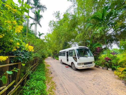 Garden, Community Homestay  in Prasat Bakong