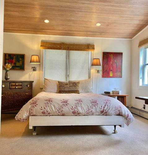 the farmhouse suite at barn & bike in Red Hook, USA
