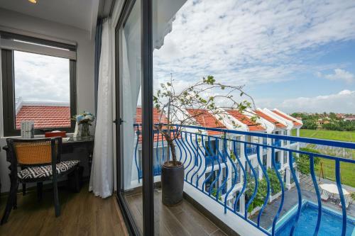 Balcony/terrace, SERENE NATURE HOTEL & SPA in Cam Thanh