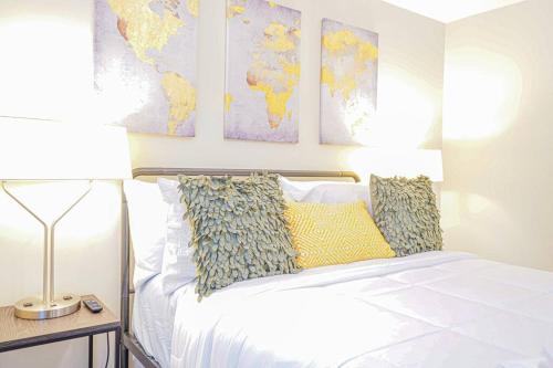 New Modern I Cozy Upstairs in Silver Spring I DC Metro Area in Silver Spring, USA
