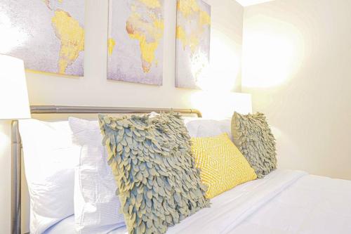 New Modern I Cozy Upstairs in Silver Spring I DC Metro Area in Silver Spring, USA