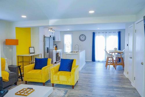 New Modern I Cozy Upstairs in Silver Spring I DC Metro Area in Silver Spring, USA