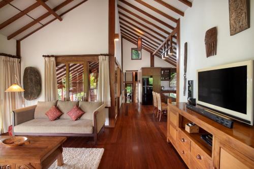 Sempiak Seaside Resort Room Type - Villa with Private Pool 2