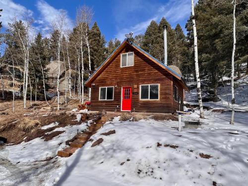 Red Door cabins in Florissant, USA