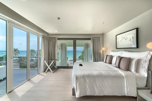 Aleenta Phuket Resort & Spa