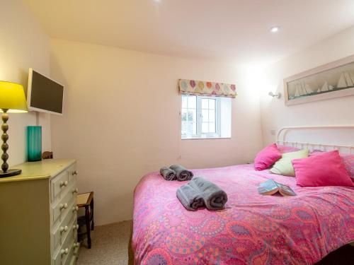 3 Bed in Charmouth DC080