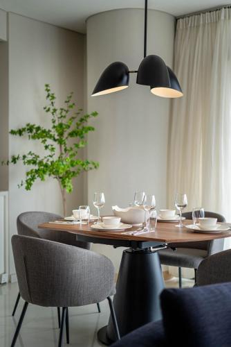 Homes by IDG 3BR Retreat in City Garden - image 4