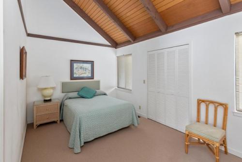 486 Cedar Walk - image 11