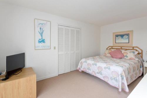 486 Cedar Walk - image 9