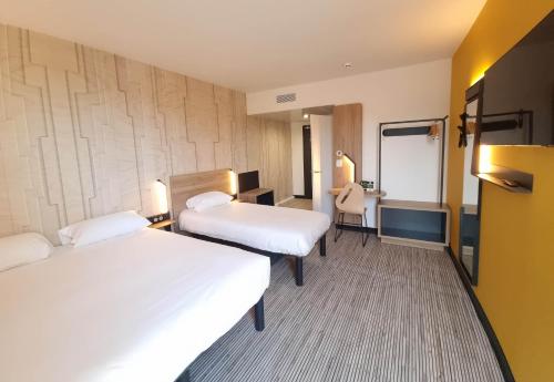 B&B HOTEL Nice Stade Riviera Room Type - Triple Room