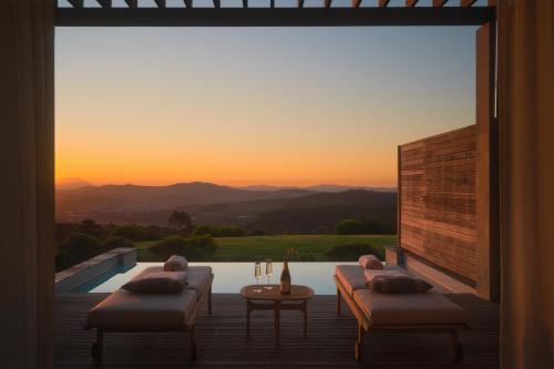 Book the Superior Villa with Vineyard Views Superior Villa with Vineyard Views