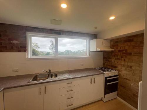 Lyly House Coastal Retreat views - image 3