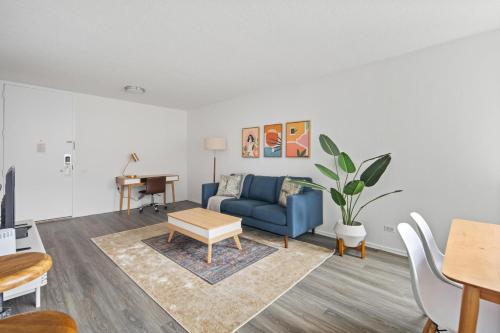 Midtown East 1br w gym nr east river esplanade NYC-1382 in New York, USA