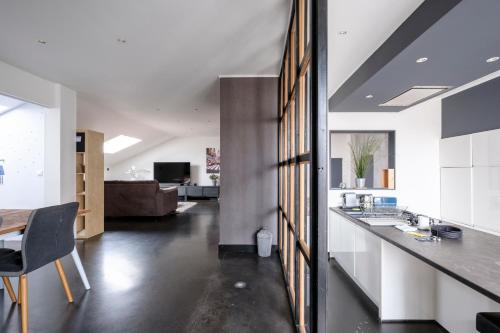 Beautiful penthouse with terrace Tour & Taxis, Brüssel (Foto 9)