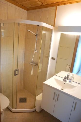 Jølstraholmen Landskapshotell Room Type - Cottage (4 Adults)