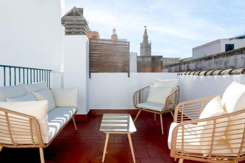 Alhondiga City Center Private House by Valcambre, Sevilla