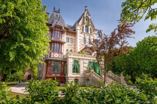 Villa Alecya - Chambre d'hôtes - Sainte-Catherine-de-Fierbois