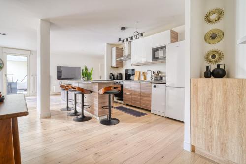 Luxueux Appartement Paris Proche Tour Eiffel Champs Elysees La Defense - Puteaux