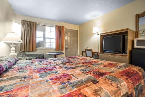 Rodeway Inn La Grande - image 8