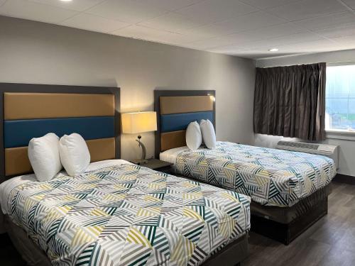 2 double beds