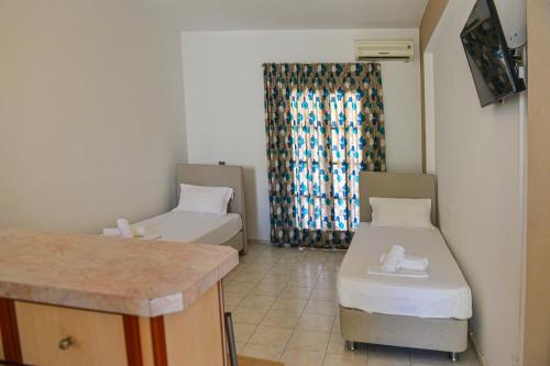 One-Bedroom Apartment with Pool View room in Hotel Marina