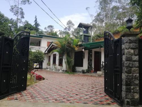 Shanthi Villa Home-stay