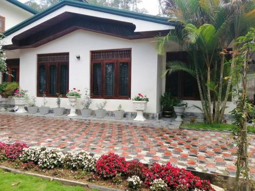 Shanthi Villa Home-stay