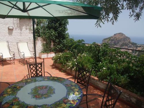Two-Bedroom Apartment with Terrace image 10