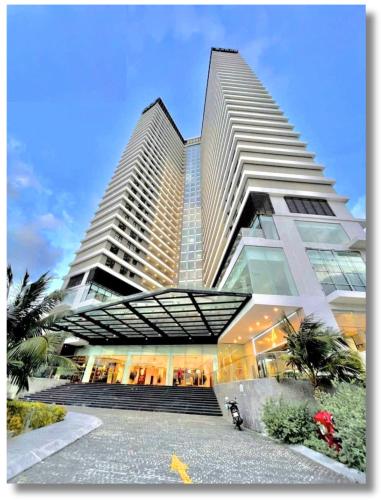 Studio Apartment with Sea View image 10