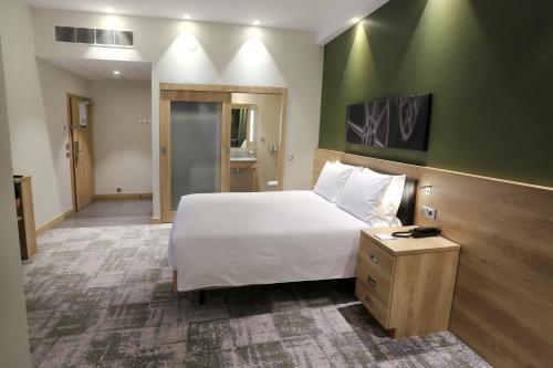 Hampton By Hilton Gdansk Old Town - image 10