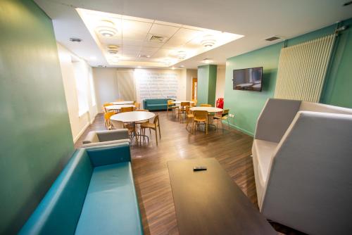 Edinburgh Central Accommodation - image 5