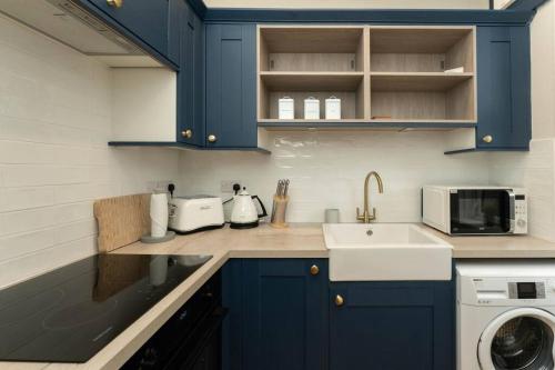 Beautifully Renovated 2 Bedroom Apartment in Észak-Stirling