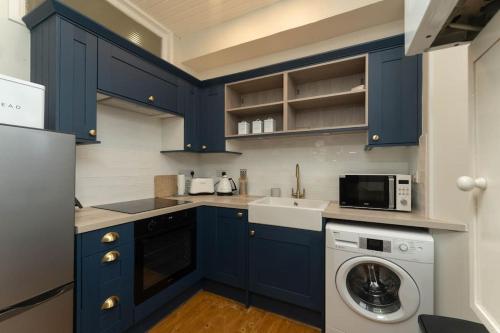 Beautifully Renovated 2 Bedroom Apartment in Észak-Stirling