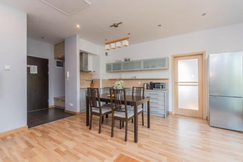 APARTAMENTY MIERZEJA - WILLA TURKUSOWA, Kąty Rybackie