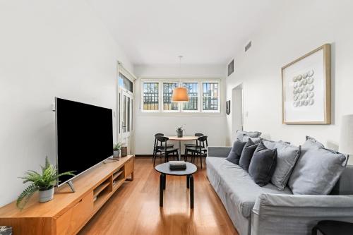 Balmain Wharf 1 bedroom Apartments - image 6