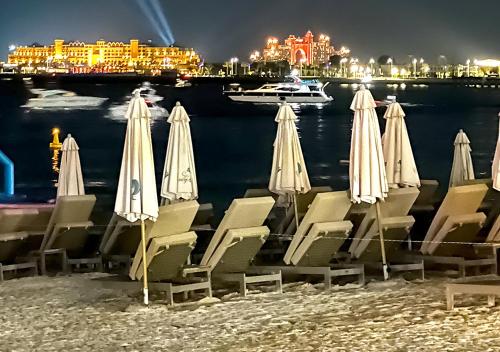 Surrounding environment, Ramada Hotel & Suites By Wyndham Dubai JBR in Dubai