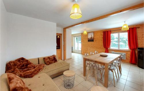 Lovely Home In Grardmer With Kitchen - Location saisonnière - Gérardmer