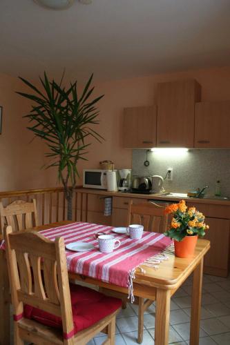 Apartment with Terrace image 4