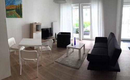 Apartment image 4
