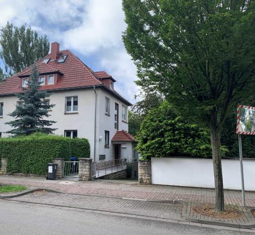 Ferienwohnung Am Luisenpark in Erfurt, Deutschland
