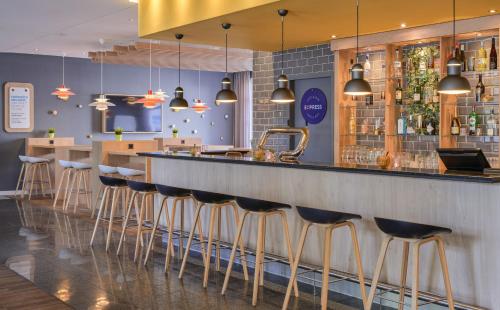Holiday Inn Express Frankfurt Messe an IHG Hotel - image 4