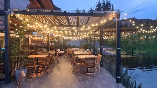 Étterem, GLAMPING BY NAQUA in Pantano Redondo