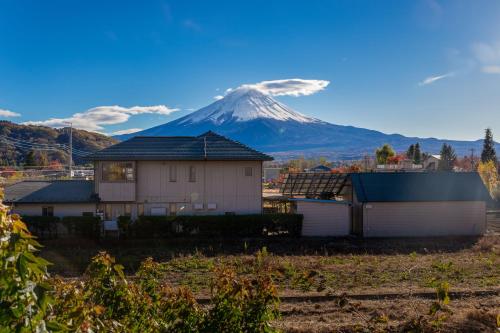 View of Mt Fuji Free transportation Bicycle Rental ok 富士山眺望