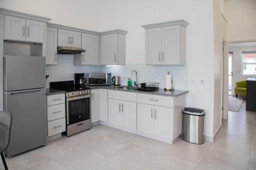 232A Upper Level, South Finger Jolly Harbour, Jolly Harbour (Foto 6)