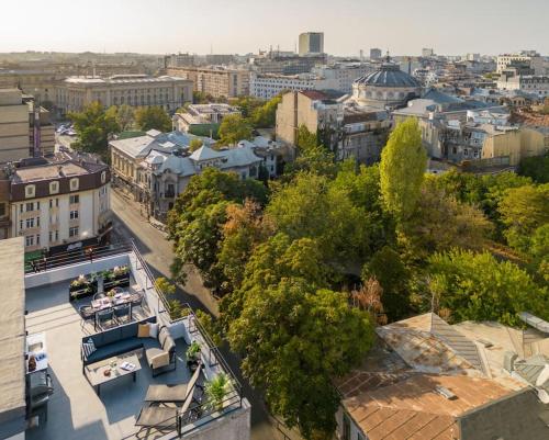 Spectacular Terrace Bright 2BR Penthouse