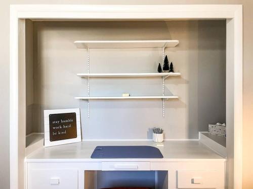 Ridgetop Retreat /mins to Fort Carson, new remodel in Colorado Springs, USA